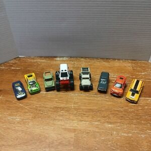 Mixed Lot Of 8 Hot Wheels Matchbox Maisto Misc Diecast Cars Trucks Monster Truck